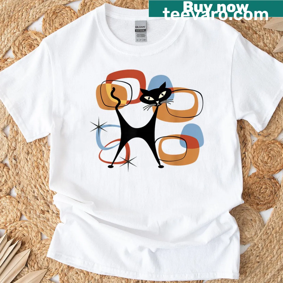 Midcentury retro T-shirt featuring a charming cat graphic in vintage style. — on a men's t-shirt