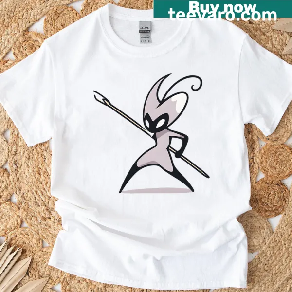 Minimalist t-shirt with a sleek hornet stance design