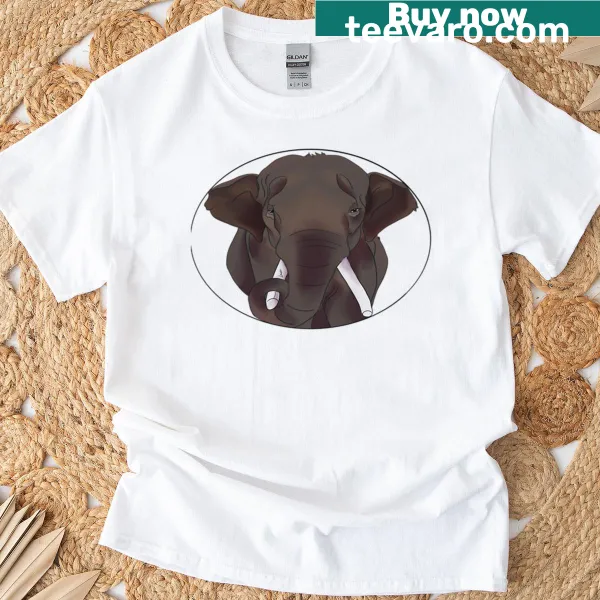 T-shirt featuring the name Ivory Prince Putra Mas