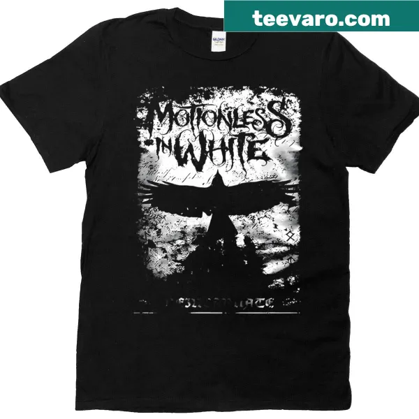Vintage-style T-shirt featuring a 90s band logo