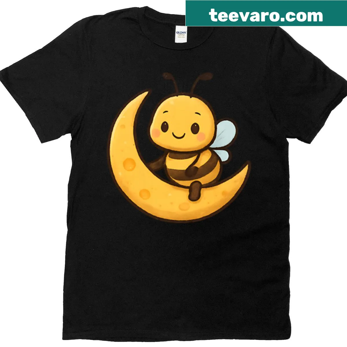 Cute T-shirt featuring a bee illustration celebrating a honey moon — on a men's t-shirt