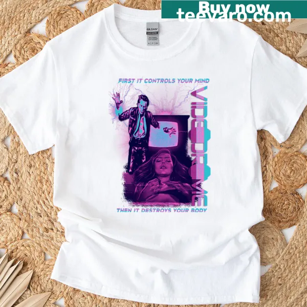 Vintage horror-themed T-shirt featuring chilling graphics for Halloween