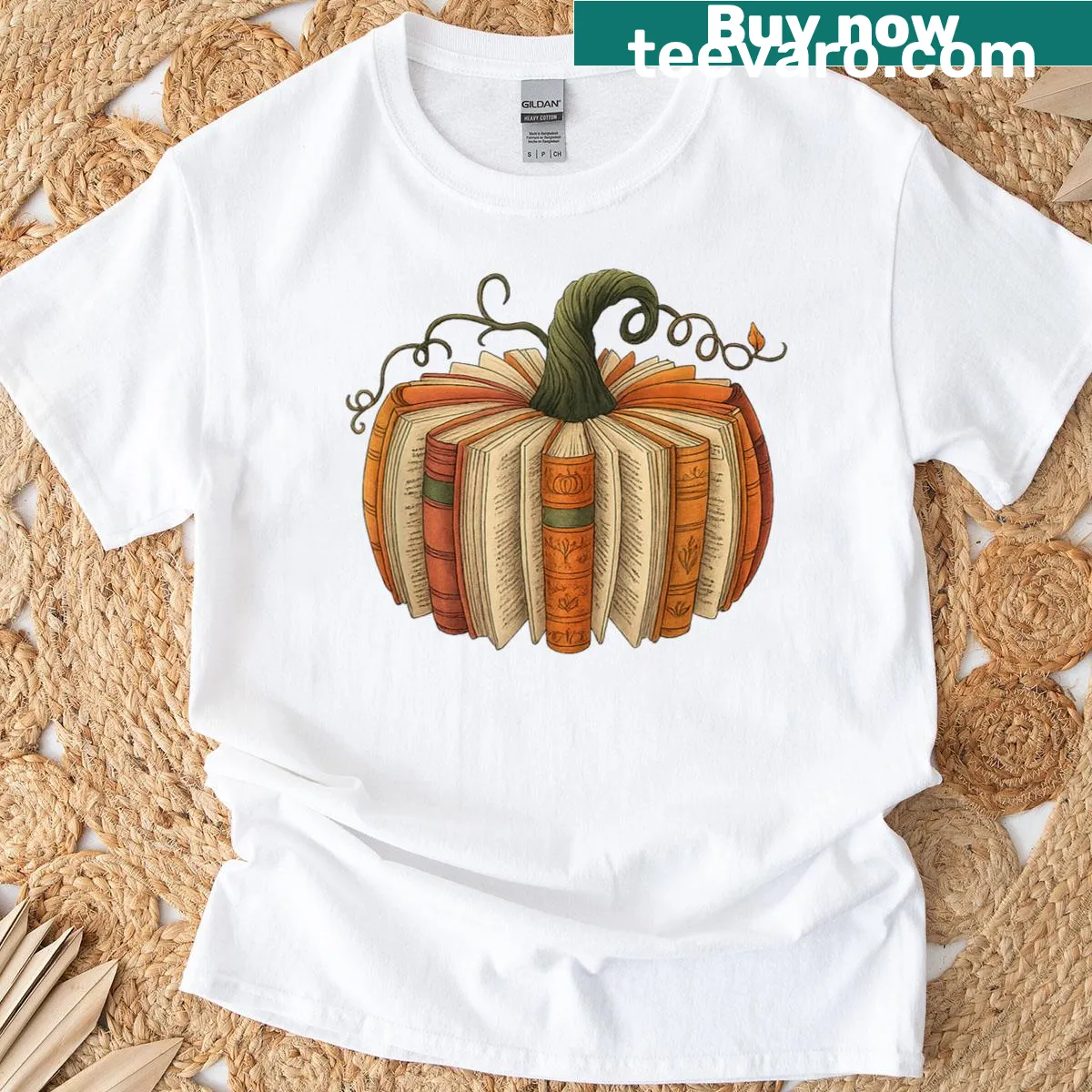 T-shirt with pumpkin and literary elements for readers — on a men's t-shirt