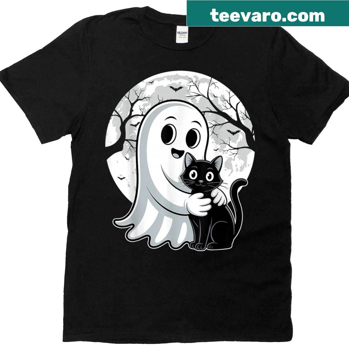 Retro Halloween shirt with black cat and ghost cats in groovy style — on a men's t-shirt