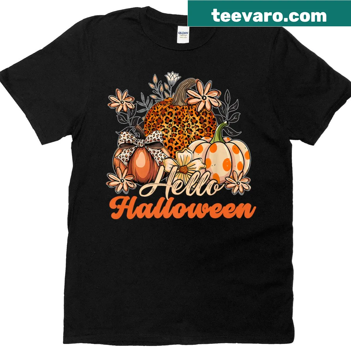 Cheerful t-shirt featuring smiling pumpkins for autumn — on a men's t-shirt