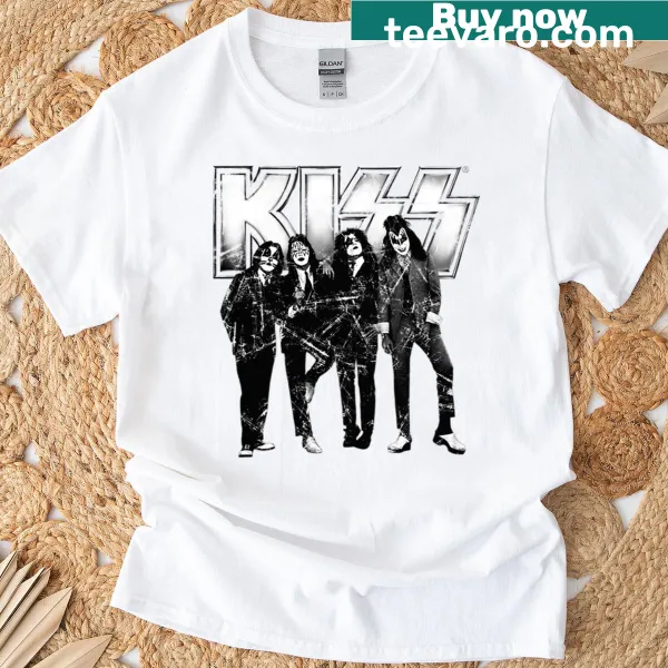 Illustrative t-shirt honoring the iconic band Kiss