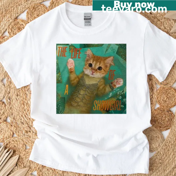 Funny cat showgirl illustration t-shirt for cat lovers