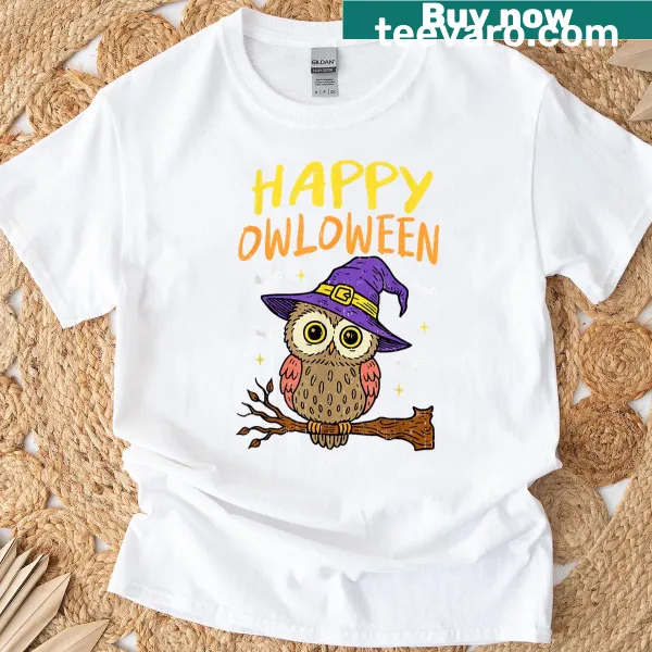 Cartoon owl in witch attire for Halloween graphic