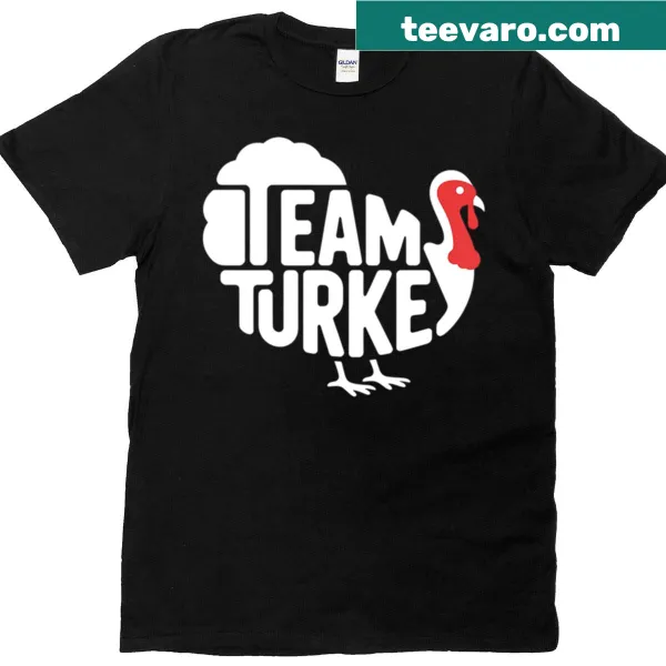Minimalist turkey design on Thanksgiving T-shirt