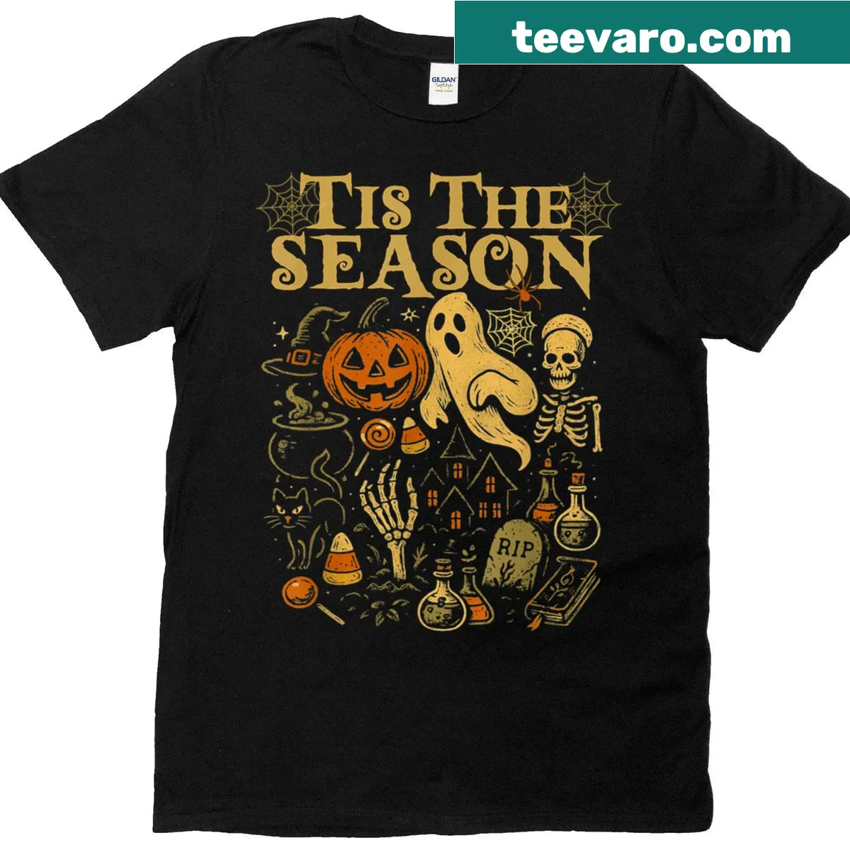 Retro Halloween ghost design on T-shirt — on a men's t-shirt