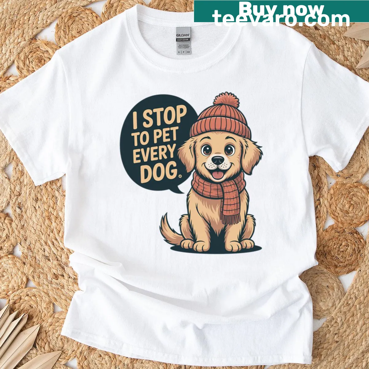 Cartoon dog with a funny petting phrase on a Christmas t-shirt — on a men's t-shirt