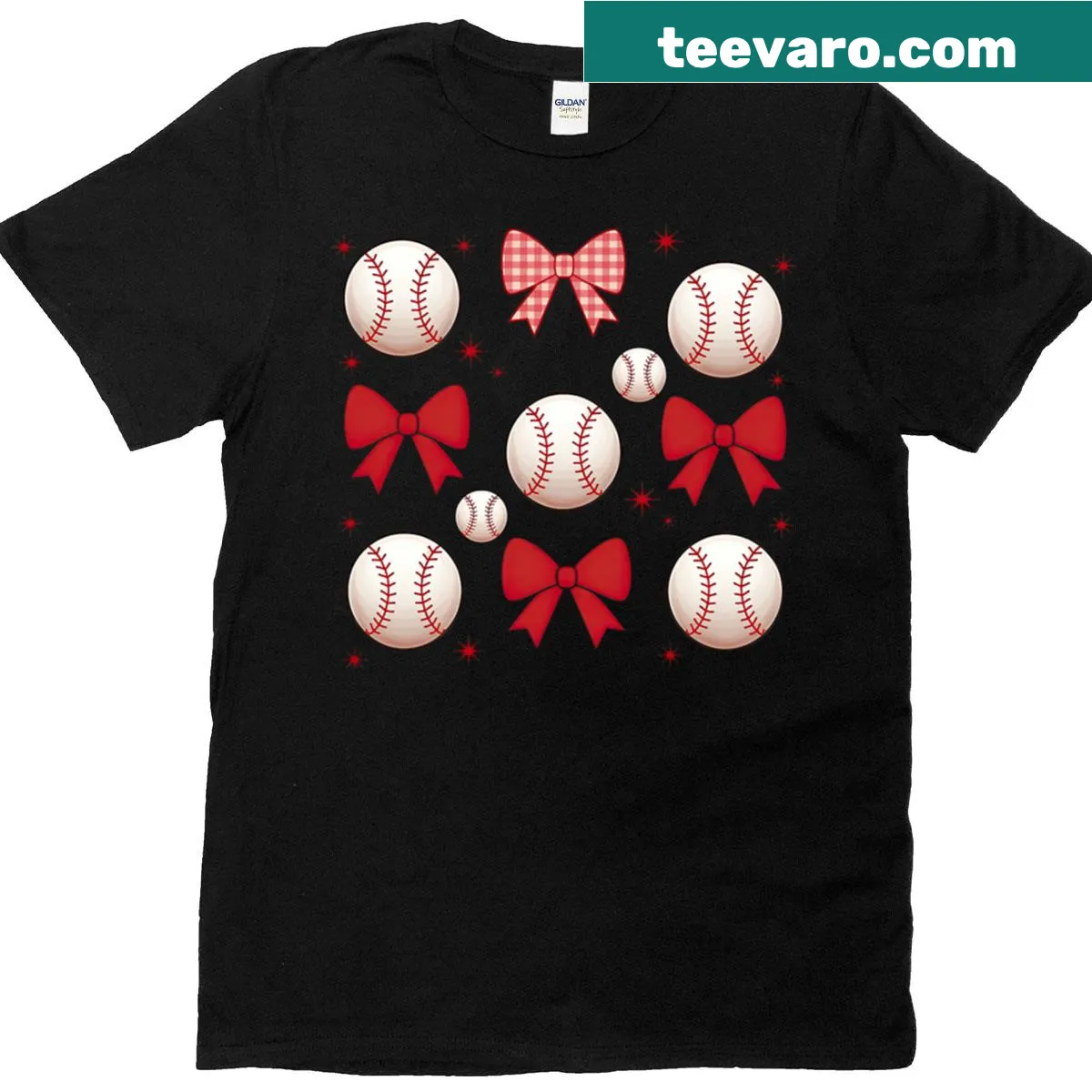 Cute baseball pattern with red bow for sports lovers — on a men's t-shirt