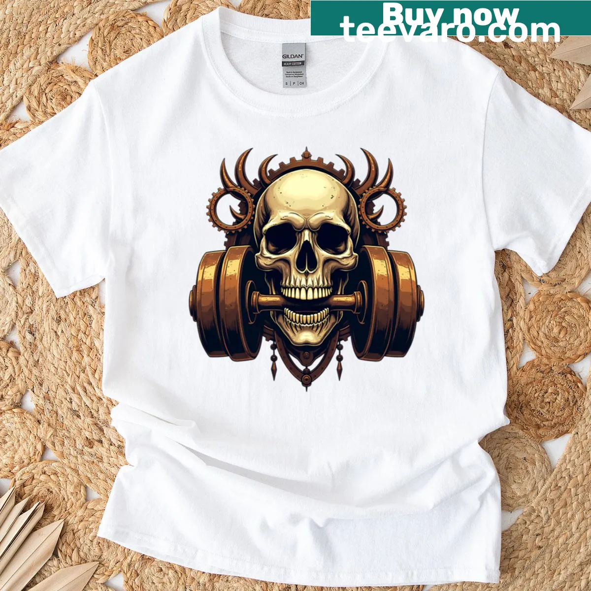 Steampunk skull graphic gym training T-shirt with vintage look — on a men's t-shirt