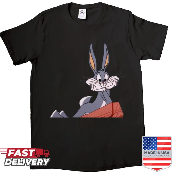 Oversized shirt featuring the iconic Bugs Bunny character