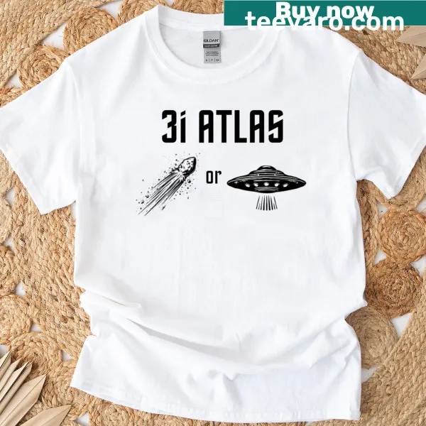 Minimalist oversized tee with '3i Atlas' text