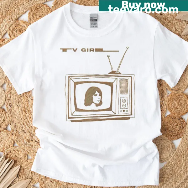 Vintage-style 90s band T-shirt for music lovers