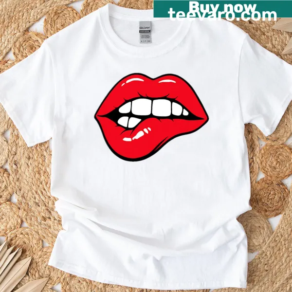 Oversized t-shirt featuring a bold graphic of red lips.