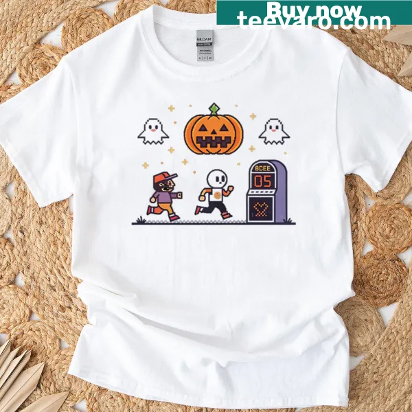 Super Mario-inspired spooky pixel art T-shirt for Halloween