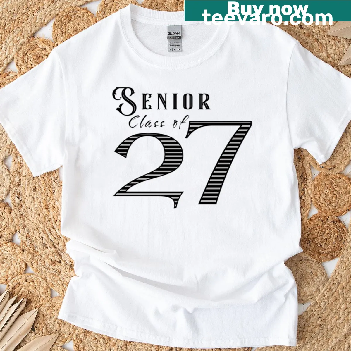 Boxy T-shirt with Senior Class Of 27 text — on a men's t-shirt