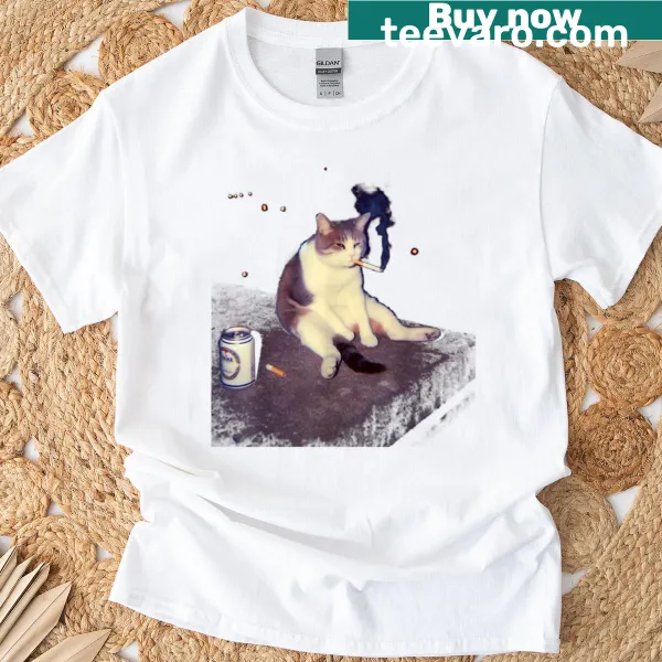 Oversized T-shirt with a funny smoking cat meme design