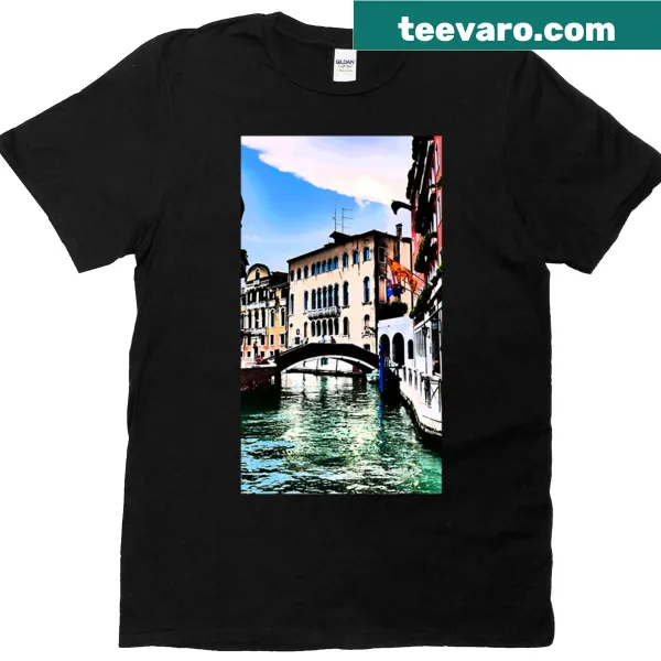 Artistic T-shirt depicting a serene Venetian canal scene