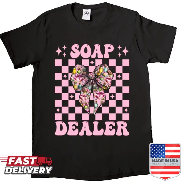 Funny soap-making shirt with graphic of soap bubbles and bow