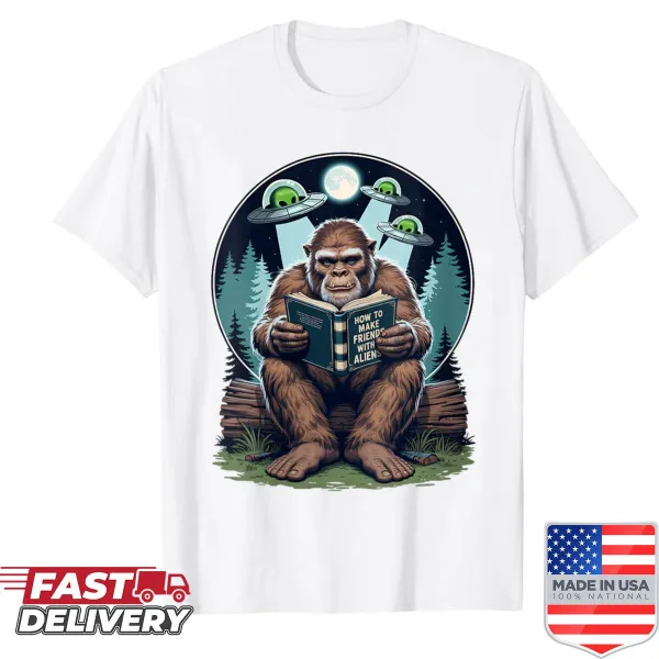 Funny Bigfoot design with aliens and UFOs for women.
