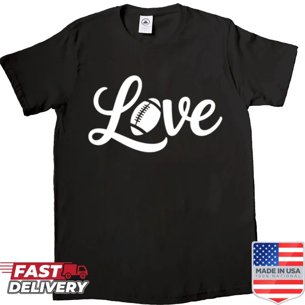 Simple shirt with bold text expressing love for football