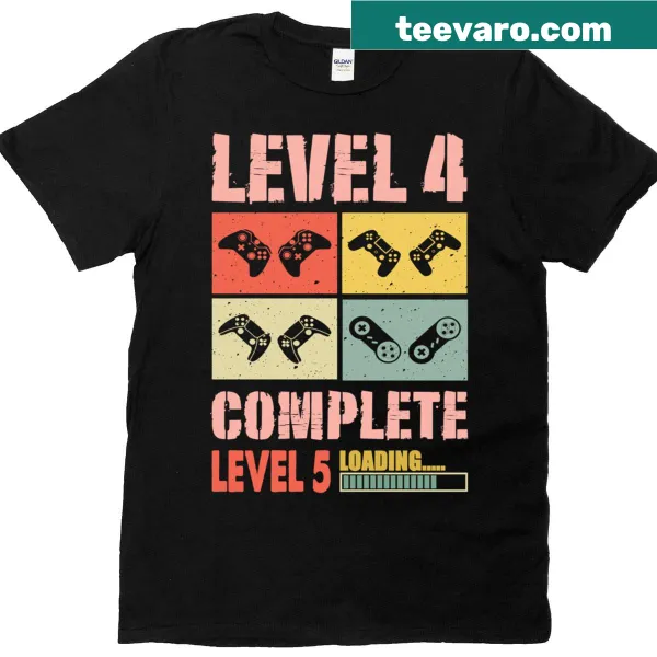 Humorous gamer girl T-shirt with gaming level text