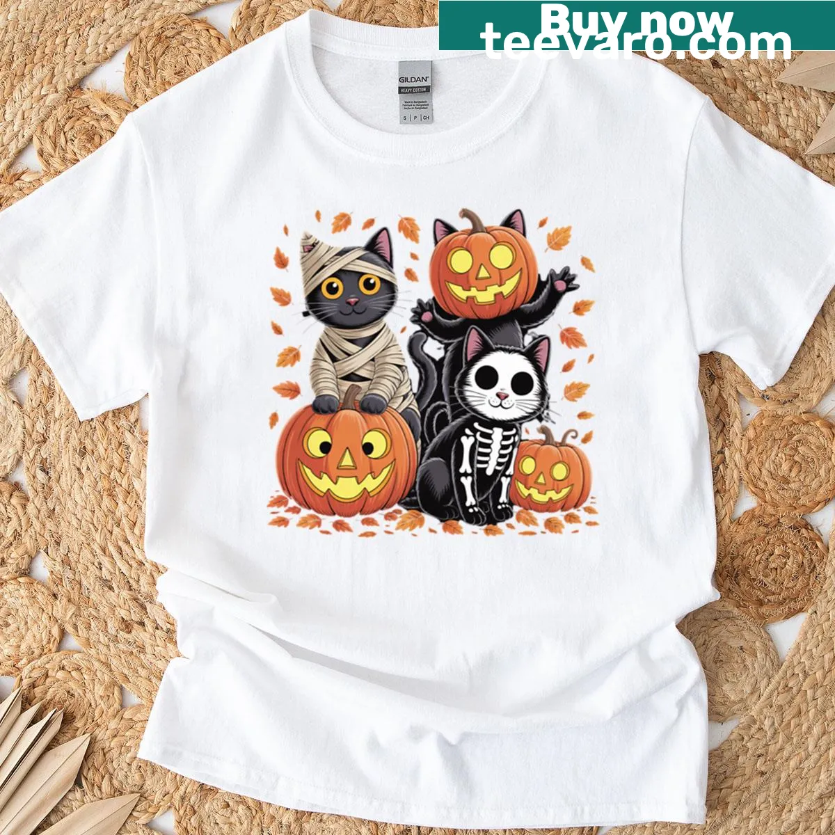 T-shirt with cute black cats in costumes and pumpkins — on a men's t-shirt