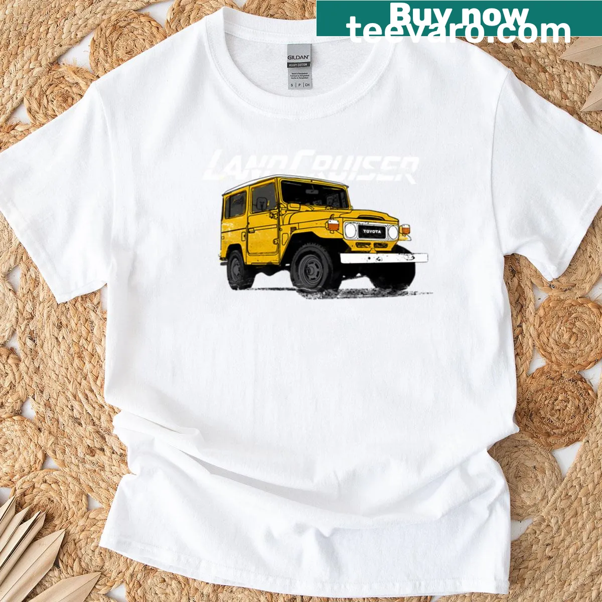 Silhouette of the Fj4 Land Cruiser on a t-shirt — on a men's t-shirt