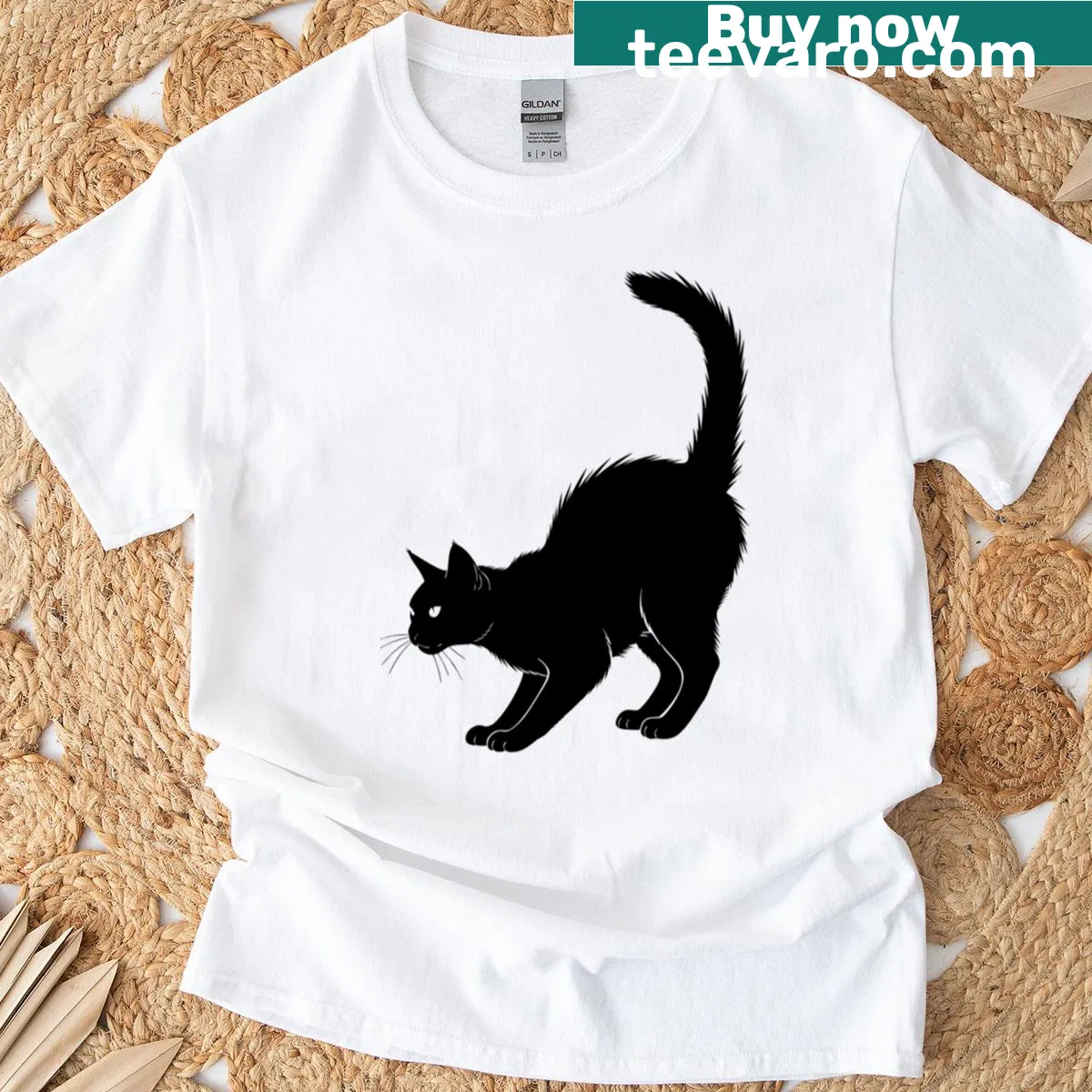 Silhouette of a scared black cat on Halloween T-shirt — on a men's t-shirt
