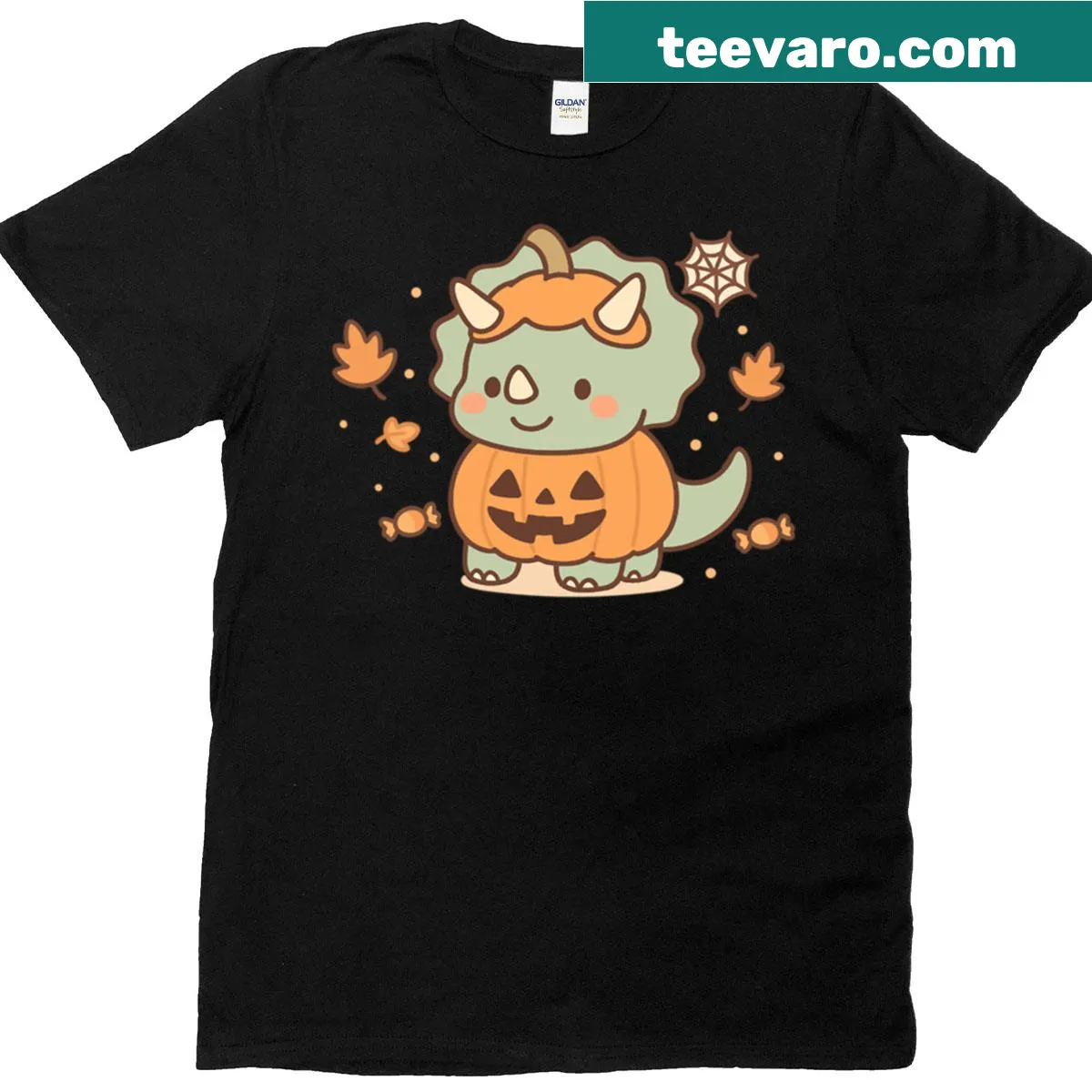 Cute T-shirt featuring a triceratops with pumpkins for Halloween. — on a men's t-shirt
