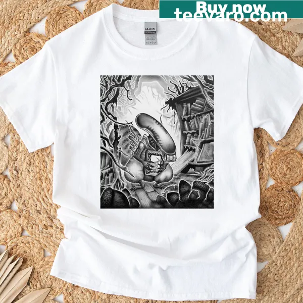 Cartoon T-shirt featuring a squirrel inspired by Xenomorph design