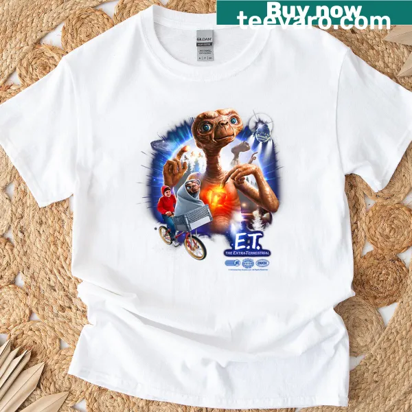 Cute retro T-shirt featuring funny characters from 90s movies.