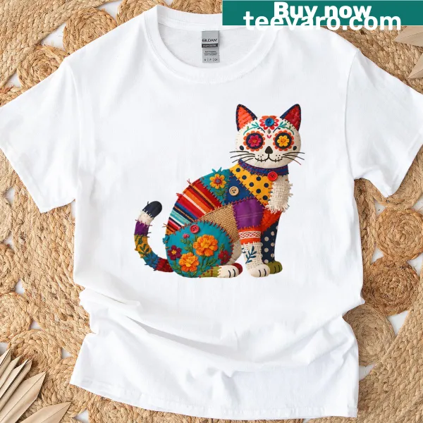 Sugar skull cat design T-shirt for Dia de los Muertos