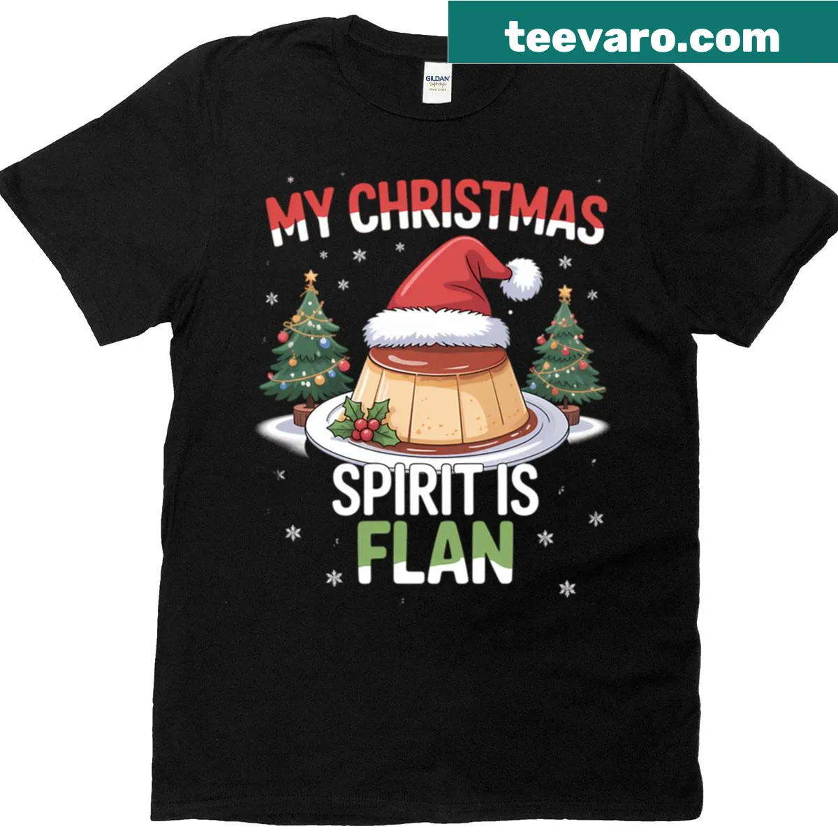 Cute flan wearing a Santa hat for Christmas T-shirt — on a men's t-shirt