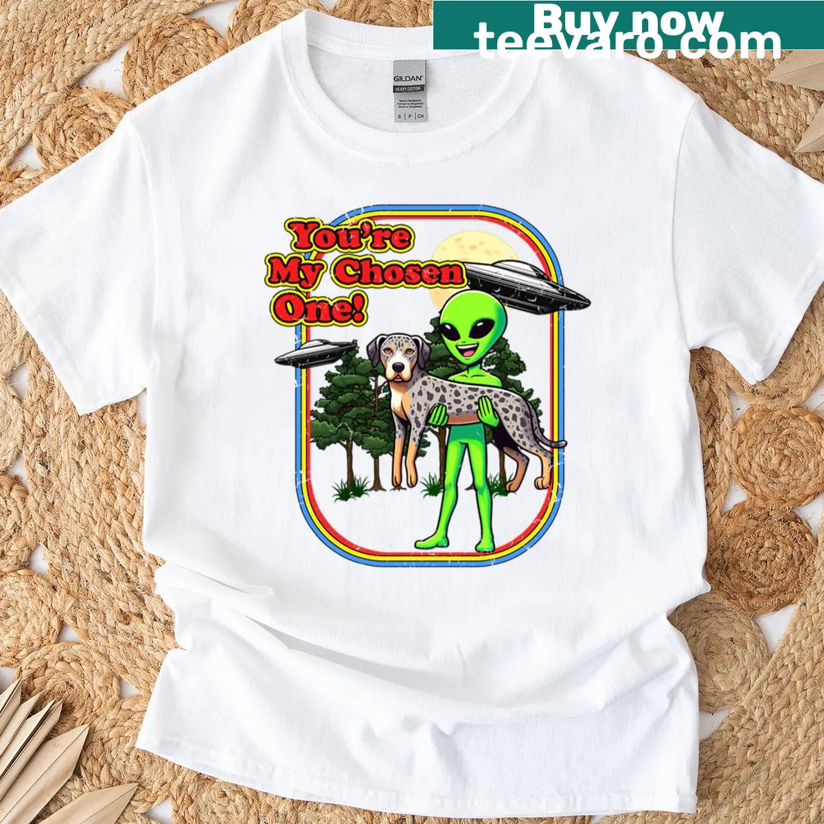 Cartoon Catahoula Leopard alien graphic on a T-shirt — on a men's t-shirt