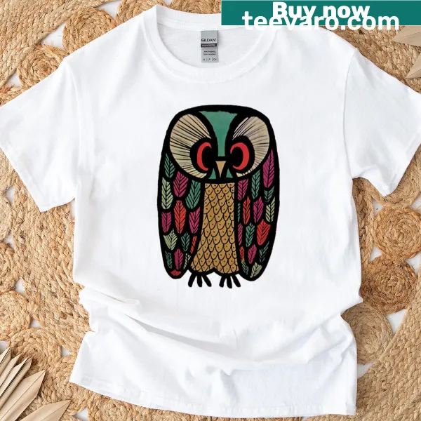 Illustrative t-shirt with a green patchwork owl design