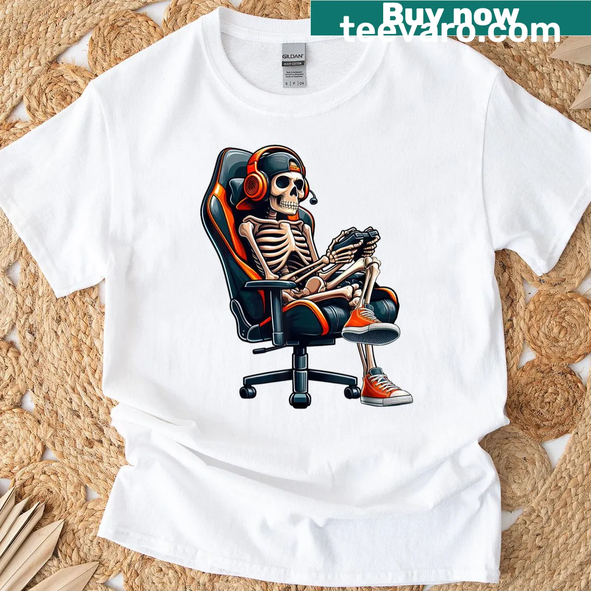 Skeleton holding a game controller for Halloween gamers on a vintage t-shirt — on a men's t-shirt