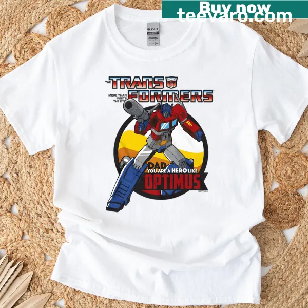 Retro T-shirt featuring a funny cartoon robot design