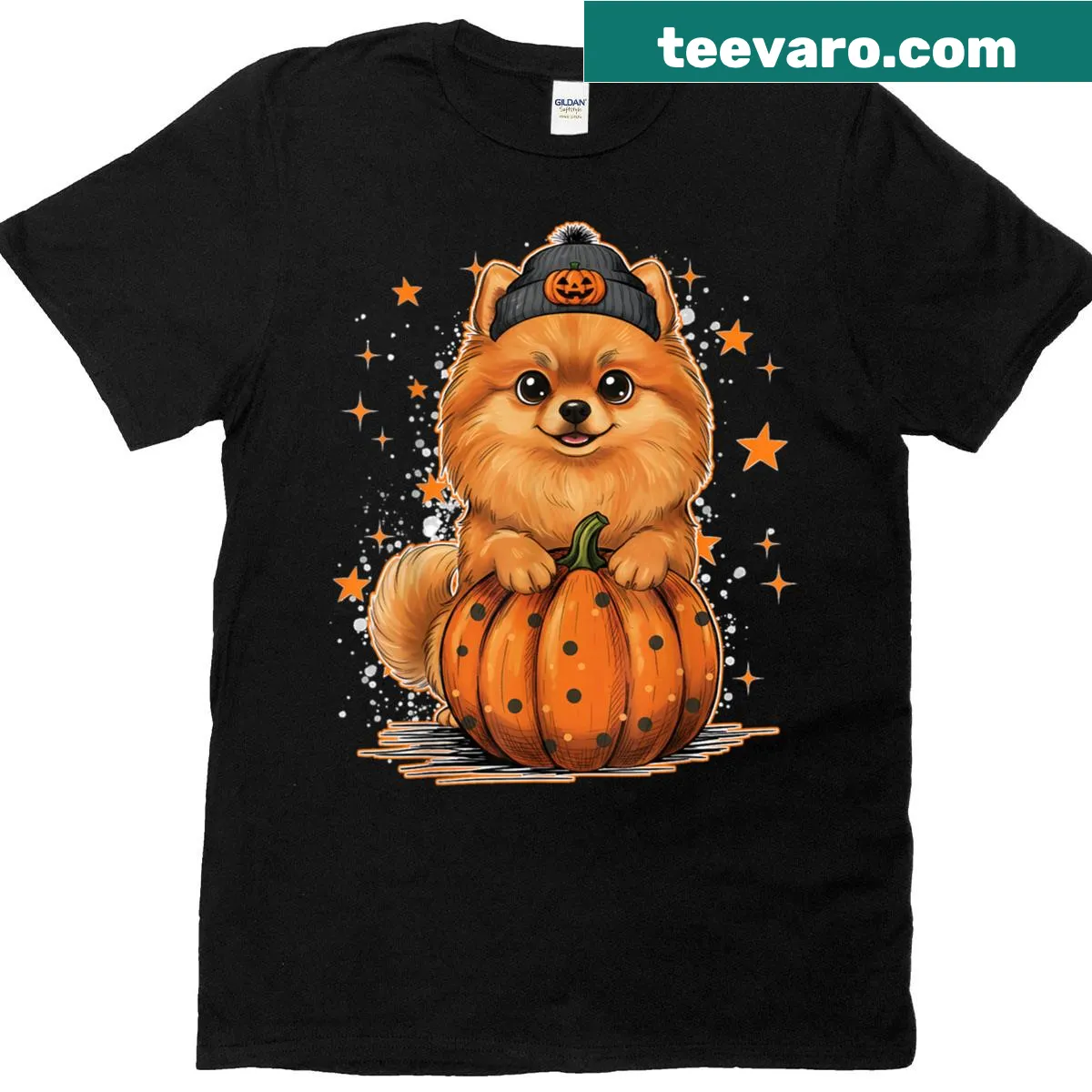 Pomeranian dog with pumpkins in a funny Halloween design on T-shirt — on a men's t-shirt