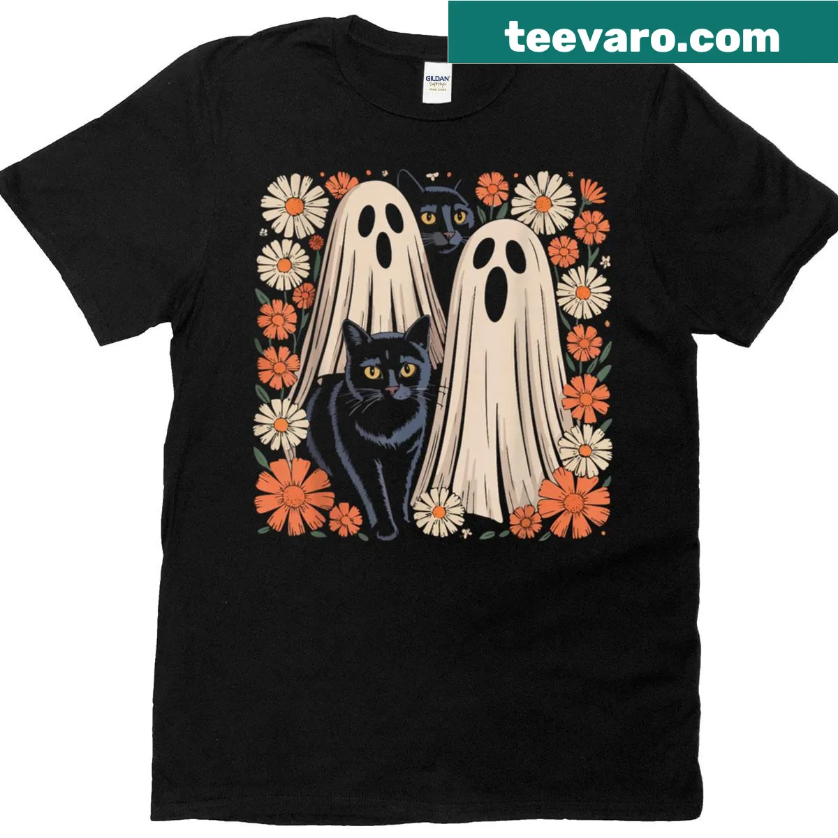 Floral design with ghosts and black cats on a Halloween t-shirt — on a men's t-shirt