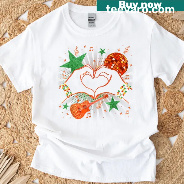 Retro T-shirt with heart hands design for Taylor fans