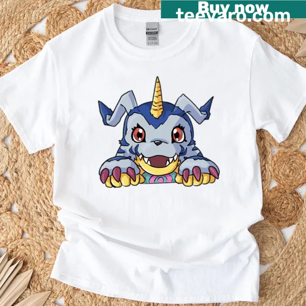 Oversized Peeking Gabuumon T-shirt with a playful cartoon graphic.