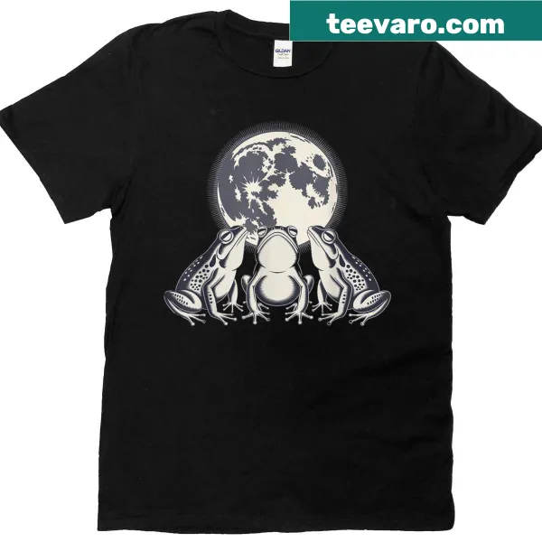 Vintage distressed t-shirt featuring frogs howling at the moon