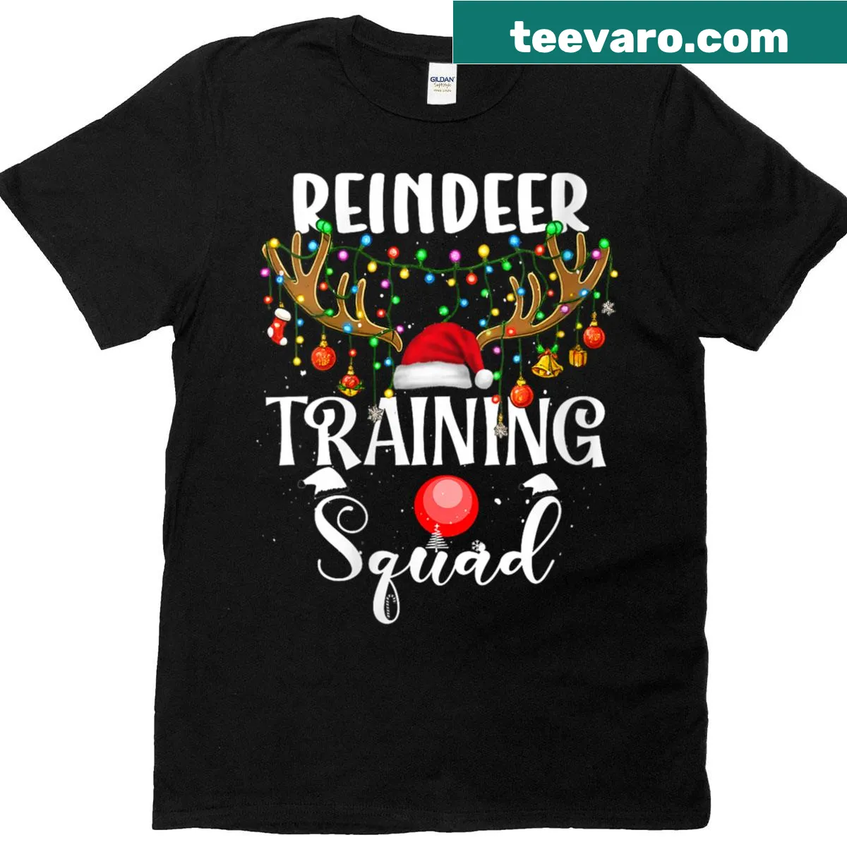 Cute reindeer illustration for women's Christmas T-shirt — on a men's t-shirt
