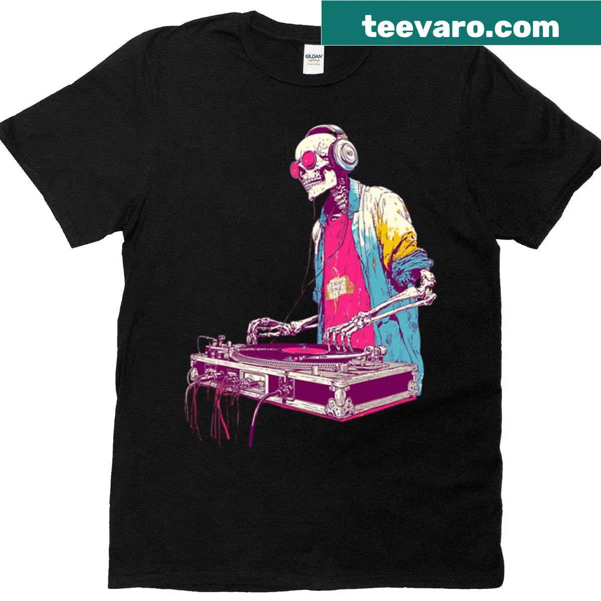 Oversized T-shirt with skeleton DJ graphic for Halloween — on a men's t-shirt