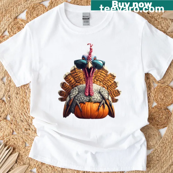 Oversized T-shirt featuring a funny turkey with sunglasses and a pumpkin