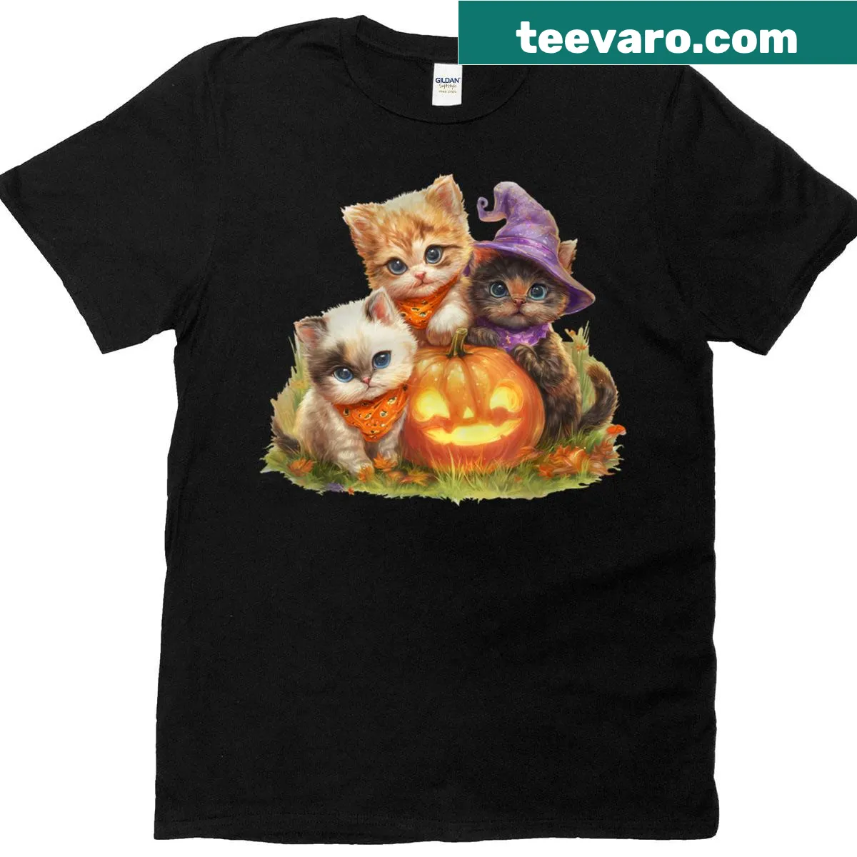Vintage kittens with pumpkins design on Halloween shirt — on a men's t-shirt